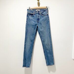 🌷SALE Levi’s Wedgie Jeans Size 24 90s Light Wash Button Fly Distressed